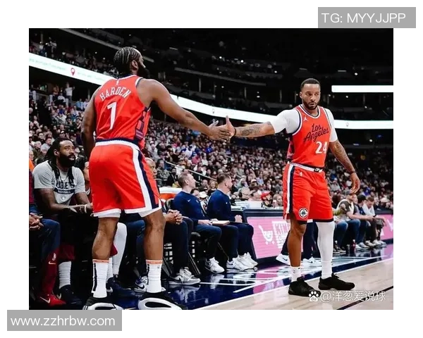 快船与爵士季后赛第三场对决精彩回顾与赛况分析