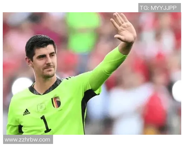 库尔图瓦的守门传奇与职业生涯的辉煌成就分析 库尔图瓦的守门传奇与职业生涯的辉煌成就分析