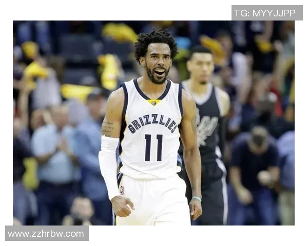 迈克康利的篮球传奇之路与职业生涯的辉煌成就探索 迈克康利的篮球传奇之路与职业生涯的辉煌成就探索