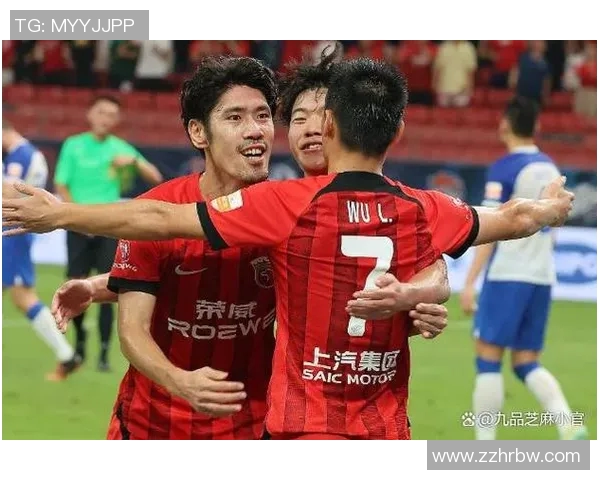 上港与智诚激战正酣赛果揭晓引发球迷热议与期待 上港与智诚激战正酣赛果揭晓引发球迷热议与期待
