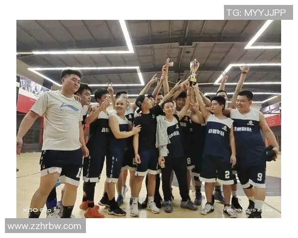 广厦与上海激战正酣双方全力争夺胜利荣耀之战 广厦与上海激战正酣双方全力争夺胜利荣耀之战