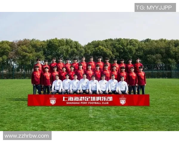 上海篮球队精英赛征程回顾:拼搏与荣耀交织的奋斗故事 上海篮球队精英赛征程回顾:拼搏与荣耀交织的奋斗故事